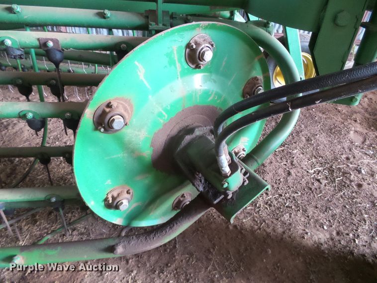 image for item DG0312 John Deere 705A hay rake