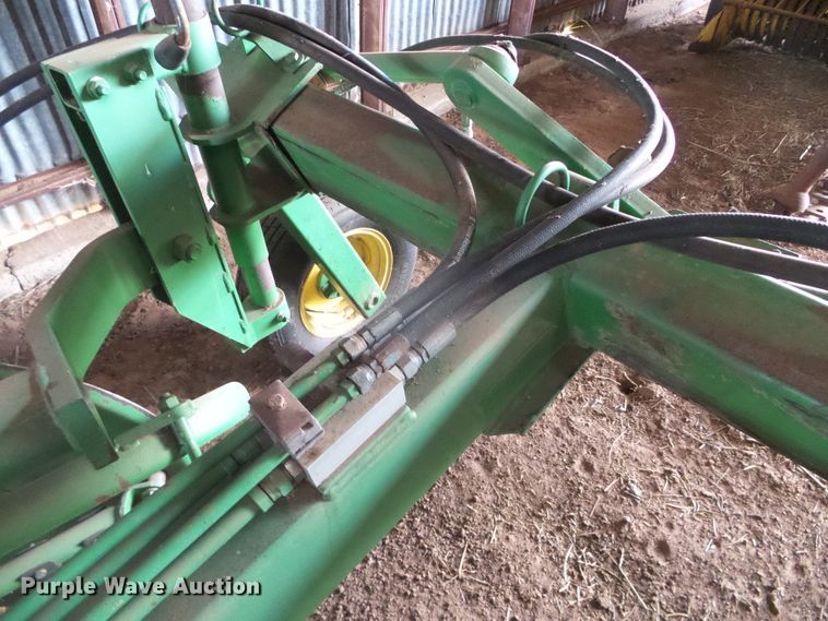image for item DG0312 John Deere 705A hay rake