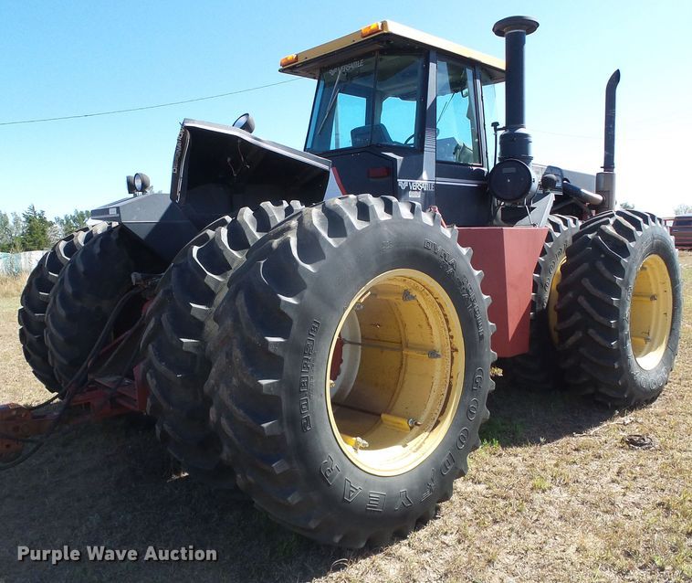 image for item DG0313 1988 Versatile 936 4WD tractor