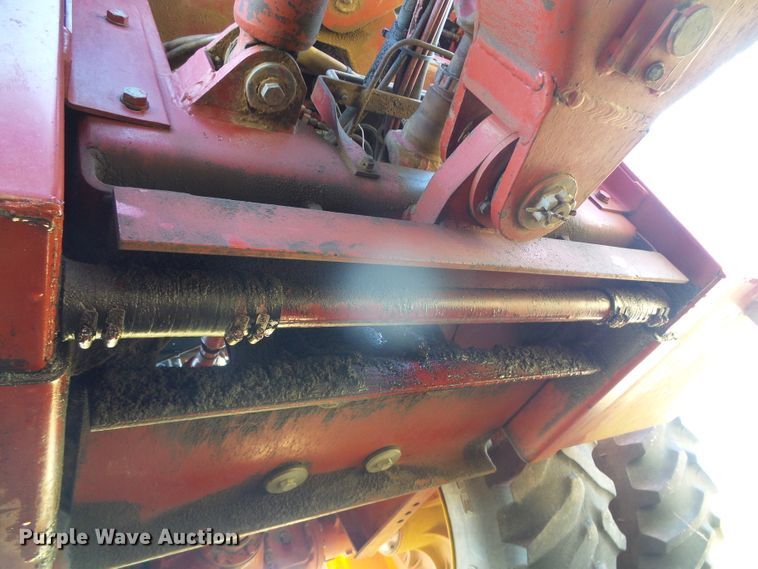 image for item DG0313 1988 Versatile 936 4WD tractor