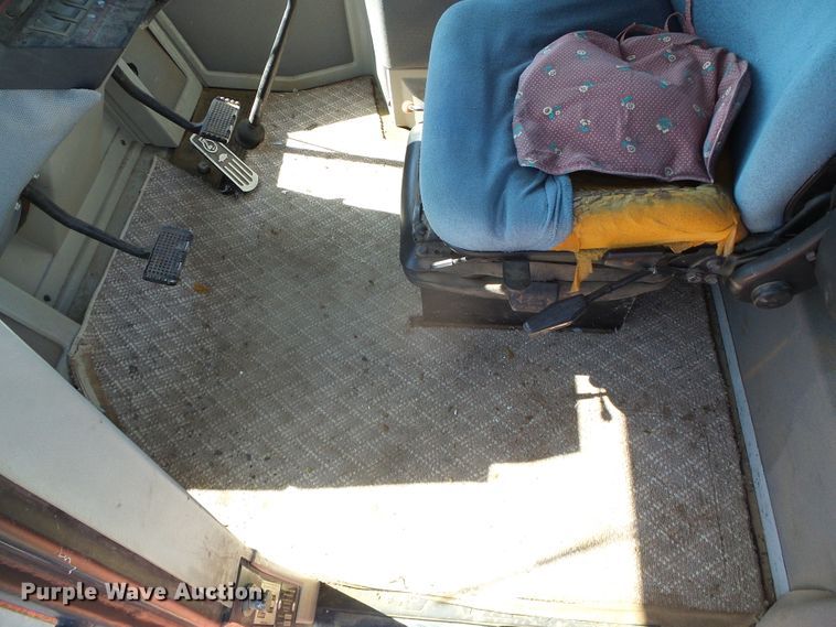 image for item DG0313 1988 Versatile 936 4WD tractor