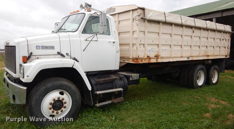 image for item DH2584 1988 GMC Brigadier grain truck