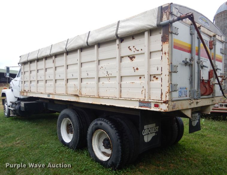 image for item DH2584 1988 GMC Brigadier grain truck