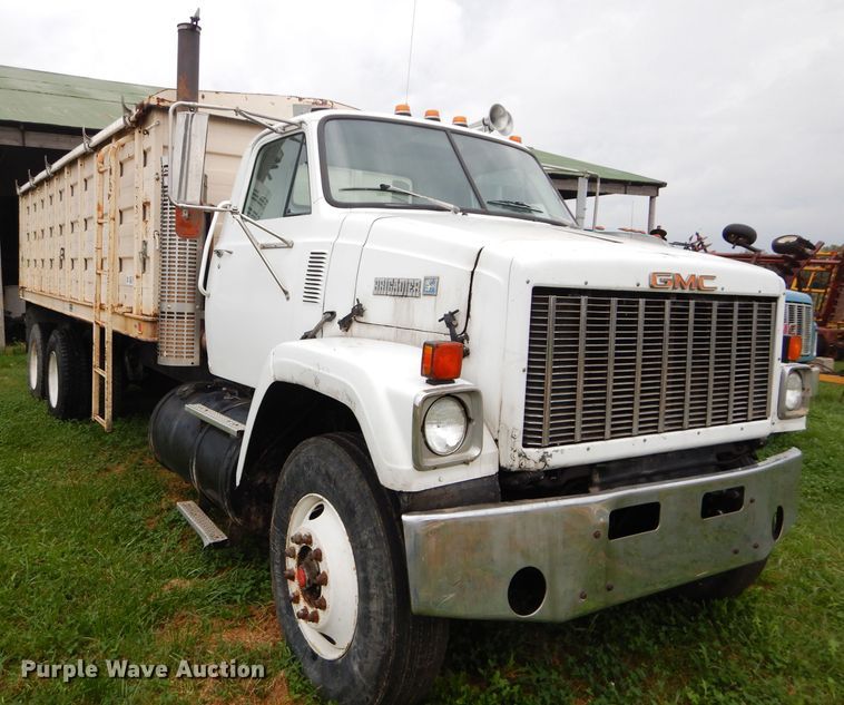 image for item DH2584 1988 GMC Brigadier grain truck