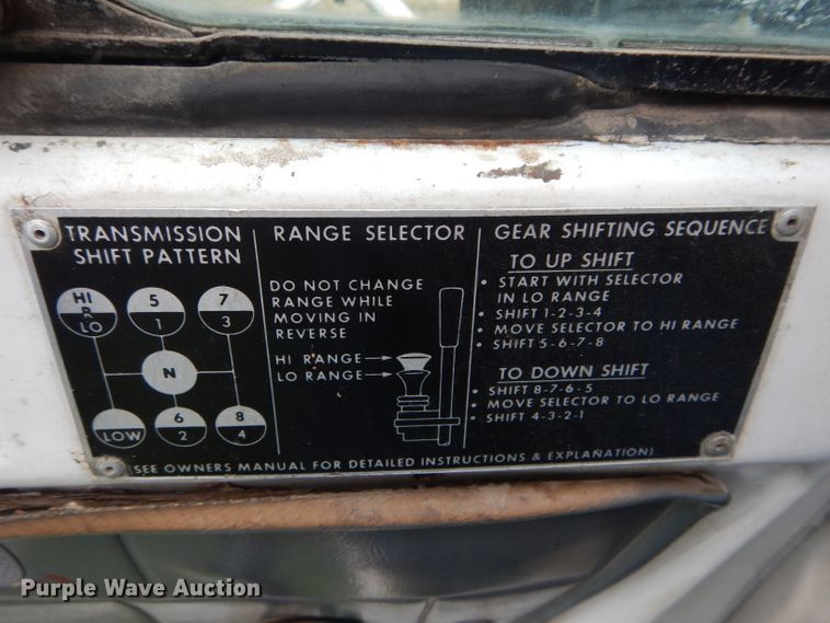 image for item DH2584 1988 GMC Brigadier grain truck