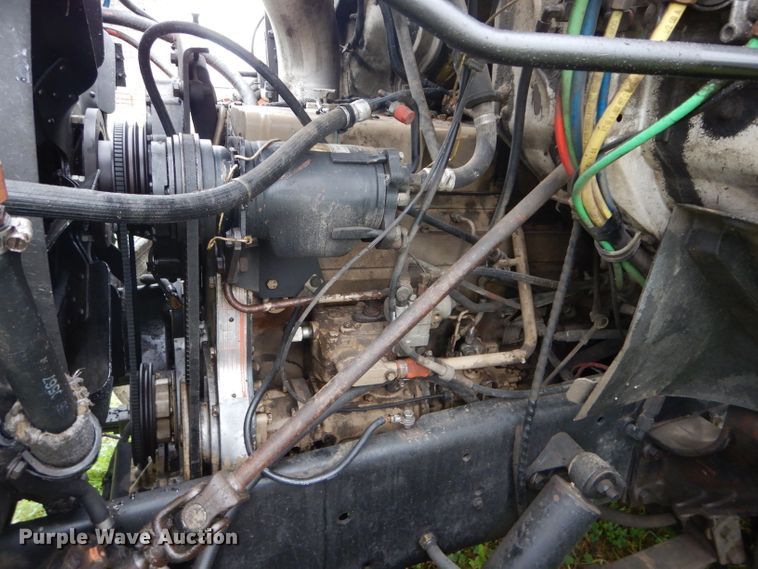 image for item DH2584 1988 GMC Brigadier grain truck