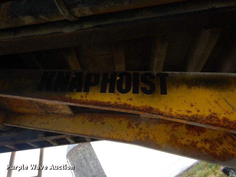 image for item DH2584 1988 GMC Brigadier grain truck