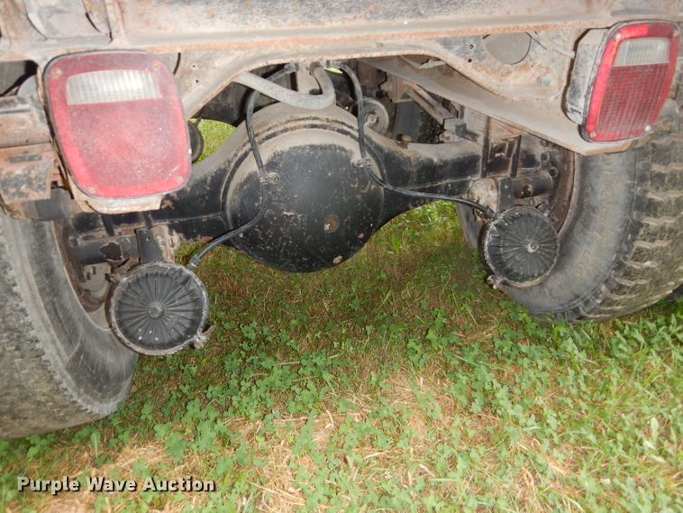 image for item DH2584 1988 GMC Brigadier grain truck