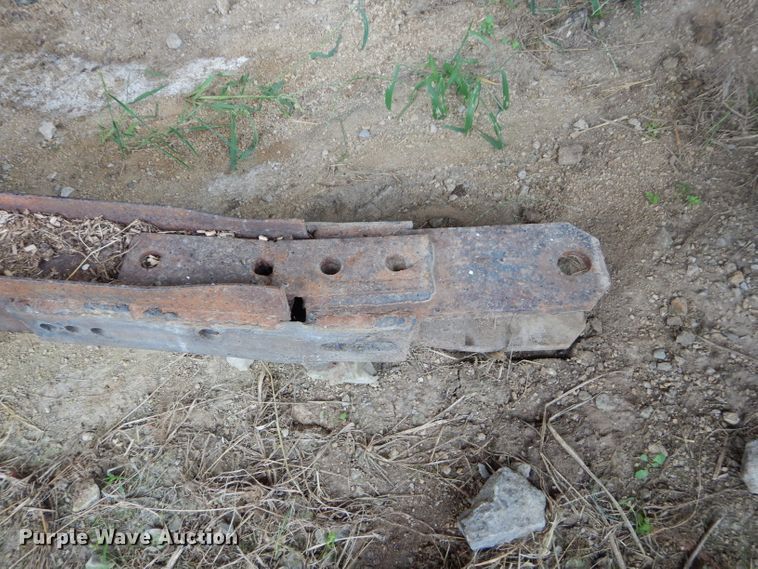 image for item DH2585 Richardton silage dump wagon