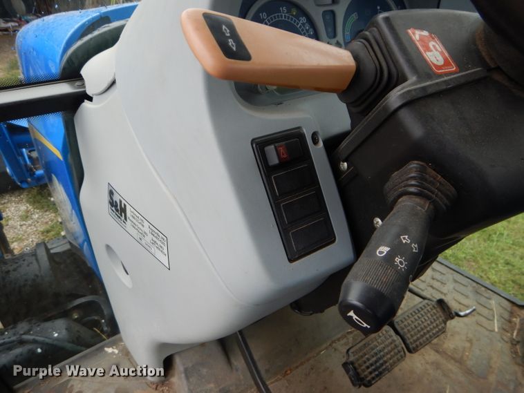 image for item DH2601 2008 New Holland T5060 MFWD tractor