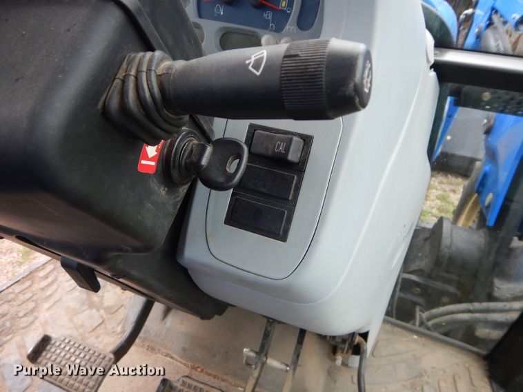 image for item DH2601 2008 New Holland T5060 MFWD tractor