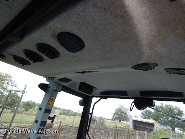 image for item DH2601 2008 New Holland T5060 MFWD tractor