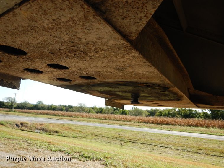 image for item DH2615 2003 Wilson DWH-5000 double hopper bottom grain trailer