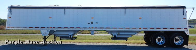image for item DH2618 2008 Wilson DWH-550 double hopper bottom grain trailer
