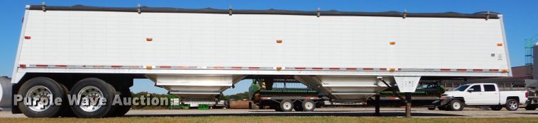image for item DH2618 2008 Wilson DWH-550 double hopper bottom grain trailer