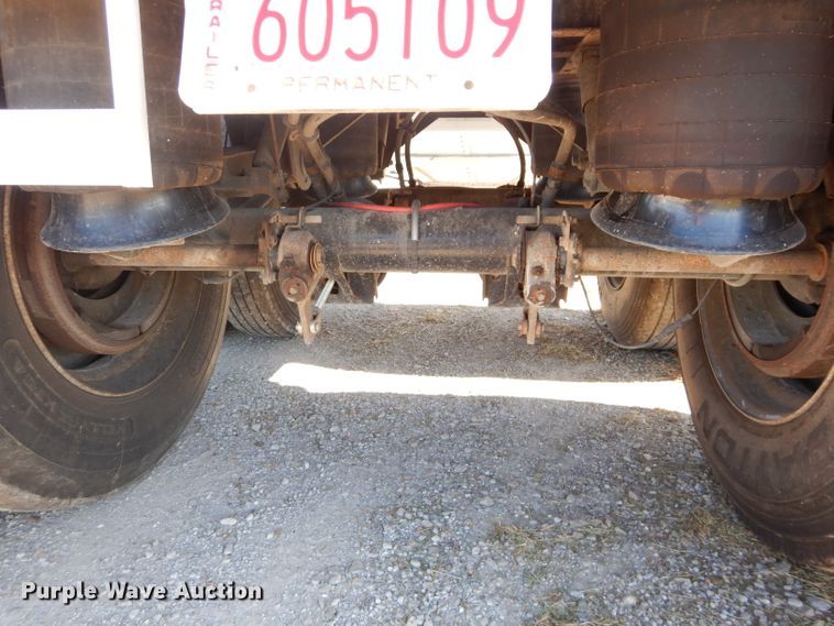 image for item DH2618 2008 Wilson DWH-550 double hopper bottom grain trailer