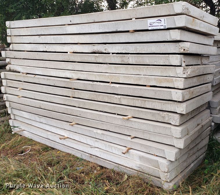 image for item DH2880 (32) concrete hog slats/flooring