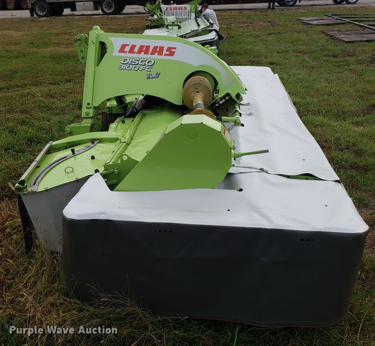 image for item DH2882 (3) Claas Disco triple disc mower