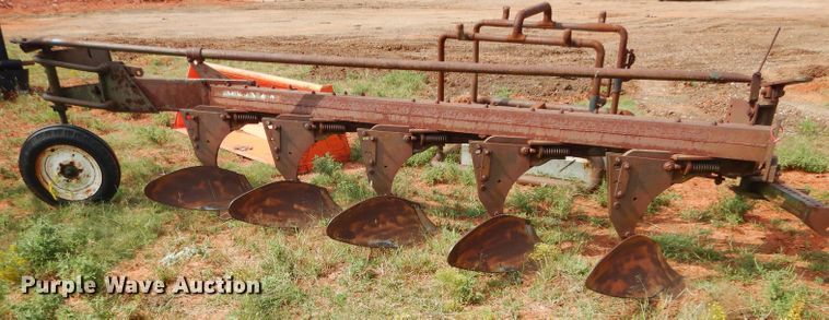 image for item DH3598 Oliver five bottom plow
