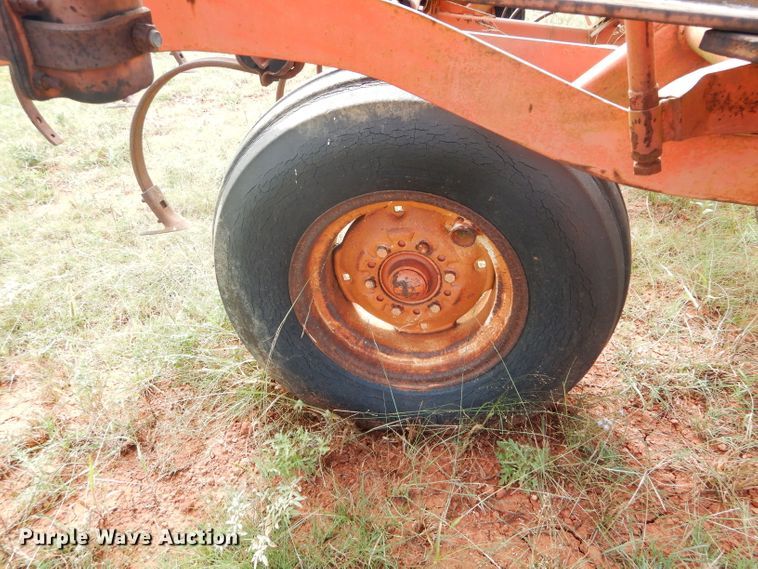 image for item DH3599 Allis Chalmers 1300 field cultivator