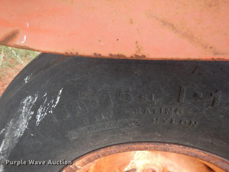 image for item DH3599 Allis Chalmers 1300 field cultivator