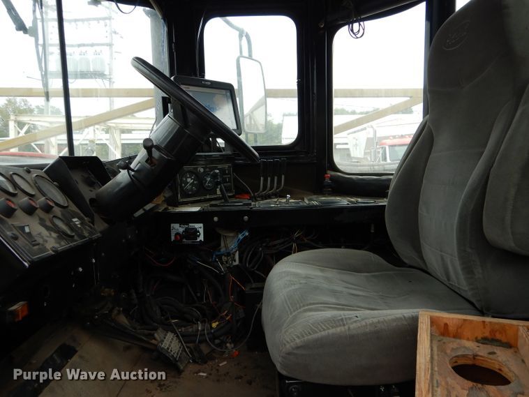 image for item DH6213 1996 Ag-Chem TerraGator 1803 sprayer