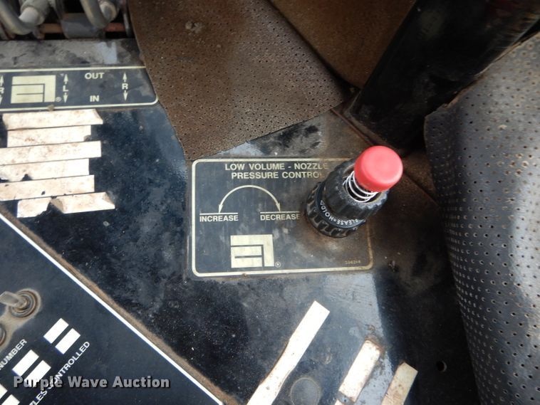 image for item DH6213 1996 Ag-Chem TerraGator 1803 sprayer