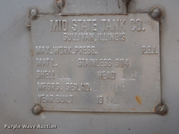 image for item DH6213 1996 Ag-Chem TerraGator 1803 sprayer