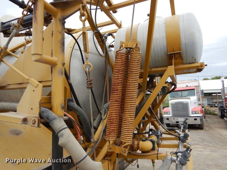 image for item DH6213 1996 Ag-Chem TerraGator 1803 sprayer