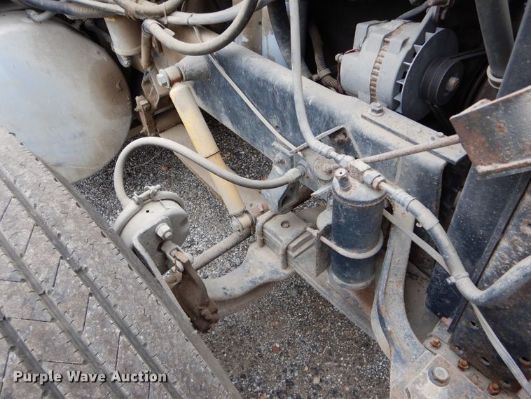 image for item DH6218 1987 International F9370 flatbed truck