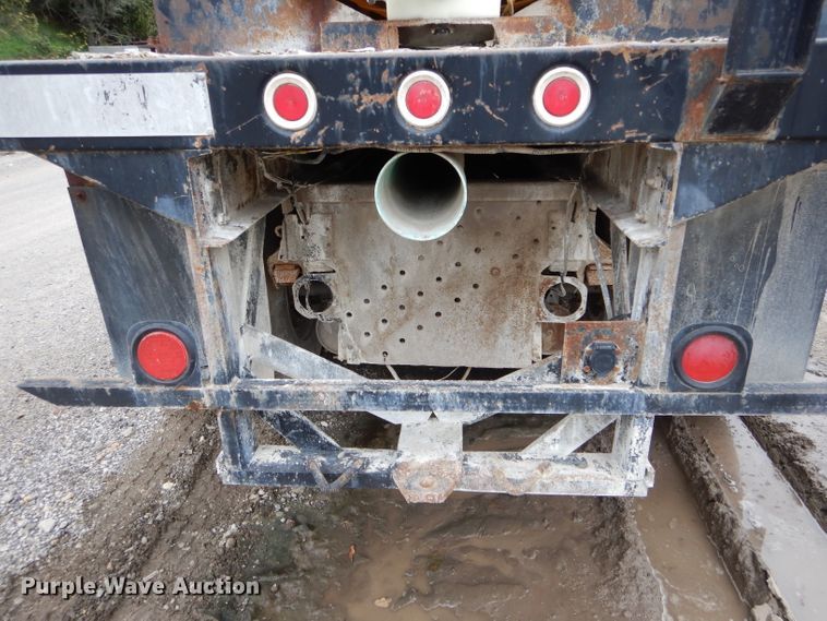 image for item DH6218 1987 International F9370 flatbed truck