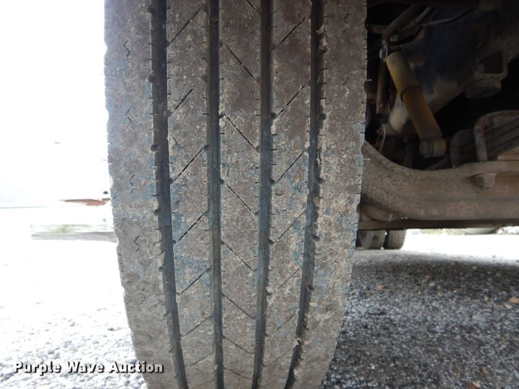 image for item DH6218 1987 International F9370 flatbed truck