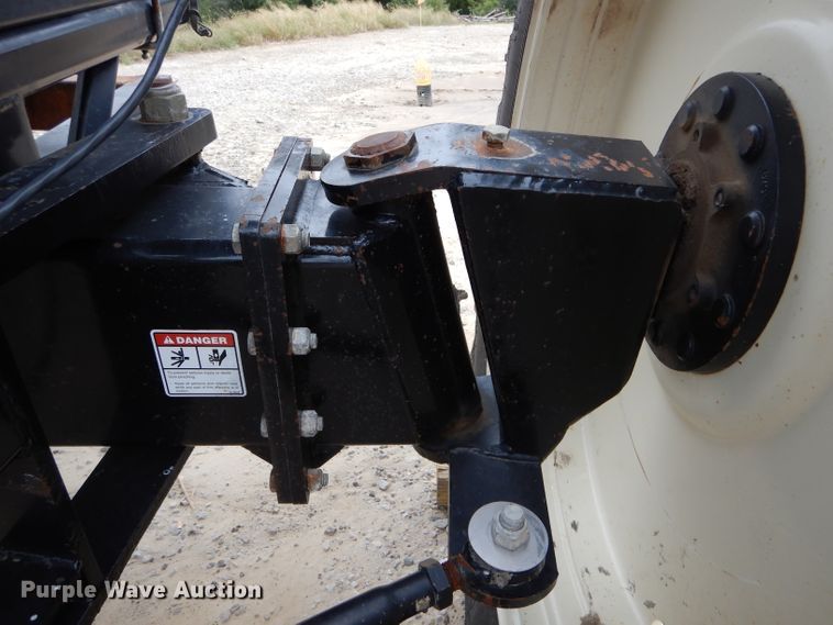 image for item DH6220 MonTag C09B tank trailer