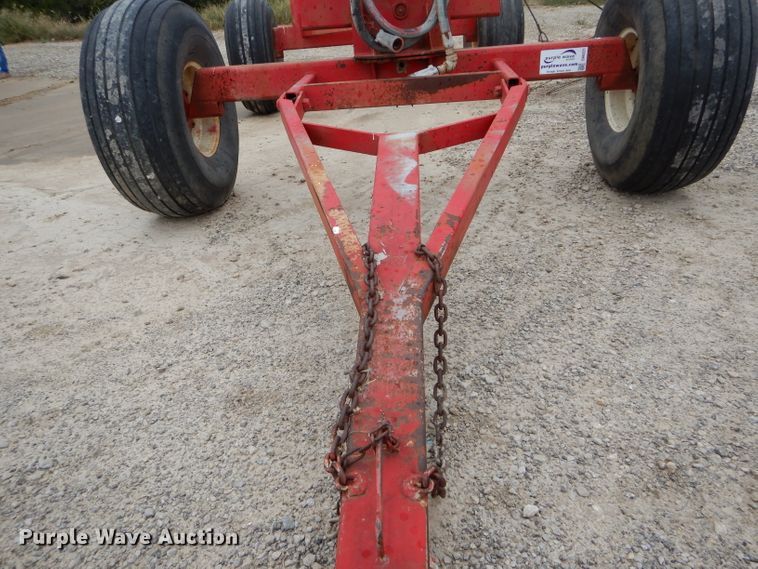 image for item DH6221 Anhydrous ammonia tank running gear