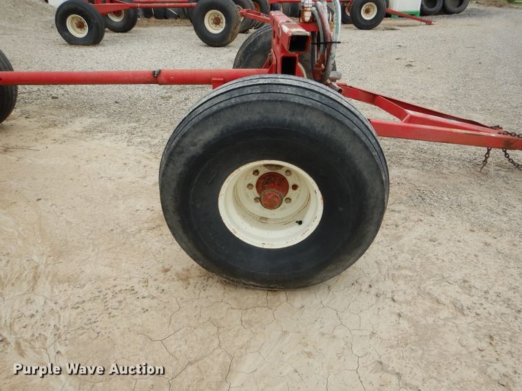 image for item DH6221 Anhydrous ammonia tank running gear