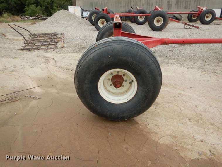 image for item DH6221 Anhydrous ammonia tank running gear