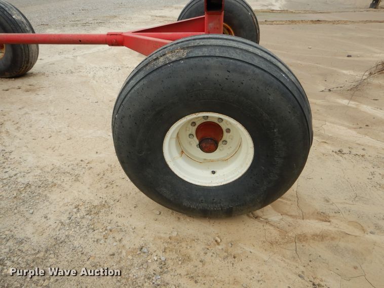 image for item DH6221 Anhydrous ammonia tank running gear