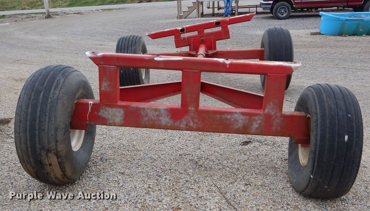 image for item DH6222 Anhydrous ammonia tank running gear