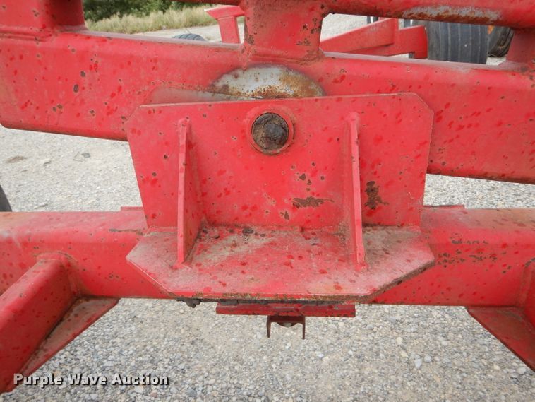 image for item DH6222 Anhydrous ammonia tank running gear