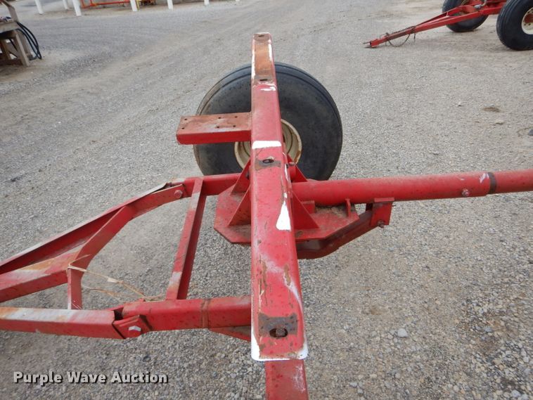 image for item DH6222 Anhydrous ammonia tank running gear