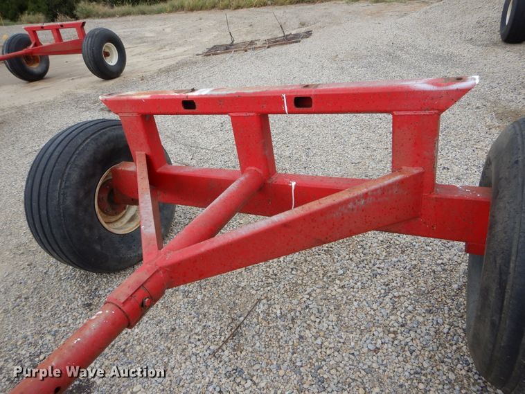 image for item DH6222 Anhydrous ammonia tank running gear