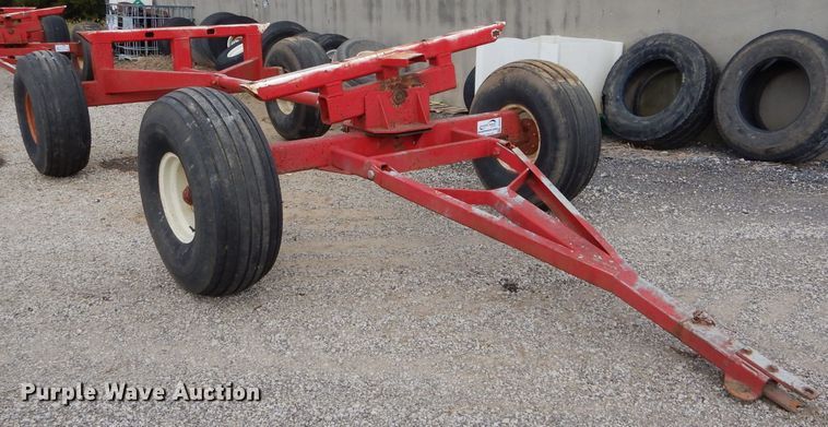 image for item DH6223 Anhydrous ammonia tank running gear