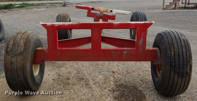 image for item DH6223 Anhydrous ammonia tank running gear