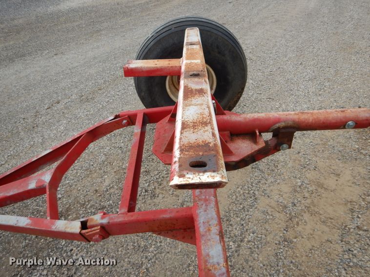 image for item DH6223 Anhydrous ammonia tank running gear