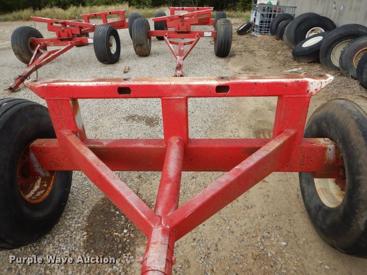 image for item DH6223 Anhydrous ammonia tank running gear