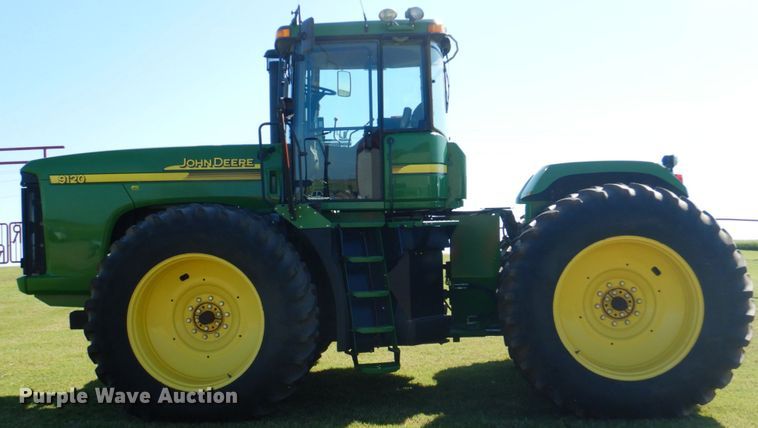 image for item DI2350 2002 John Deere 9120 4WD tractor