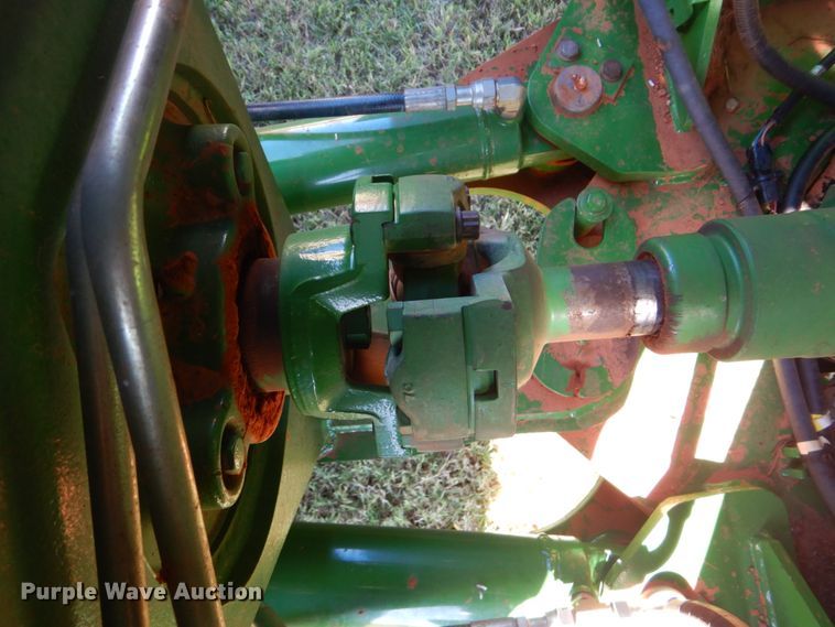 image for item DI2350 2002 John Deere 9120 4WD tractor