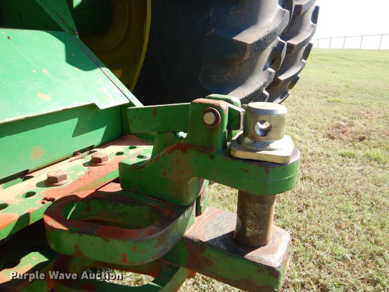 image for item DI2350 2002 John Deere 9120 4WD tractor