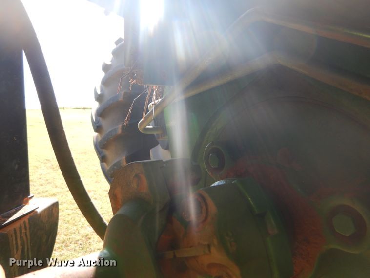 image for item DI2350 2002 John Deere 9120 4WD tractor