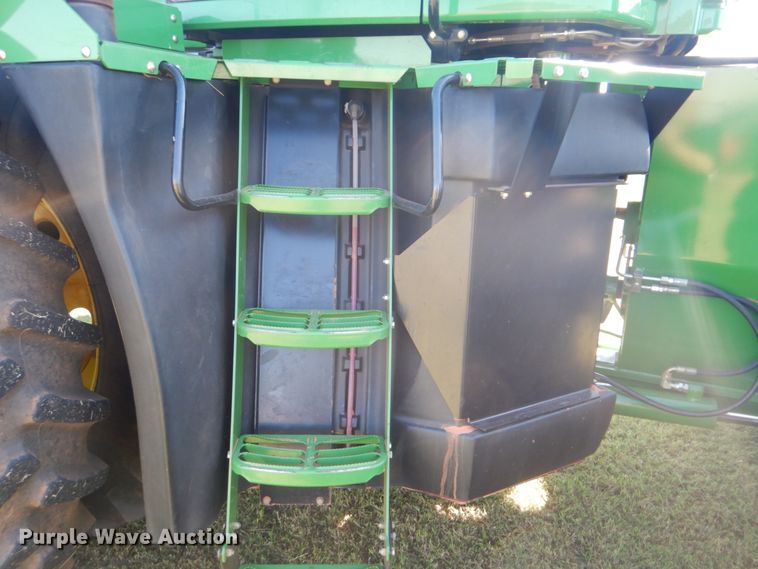 image for item DI2350 2002 John Deere 9120 4WD tractor